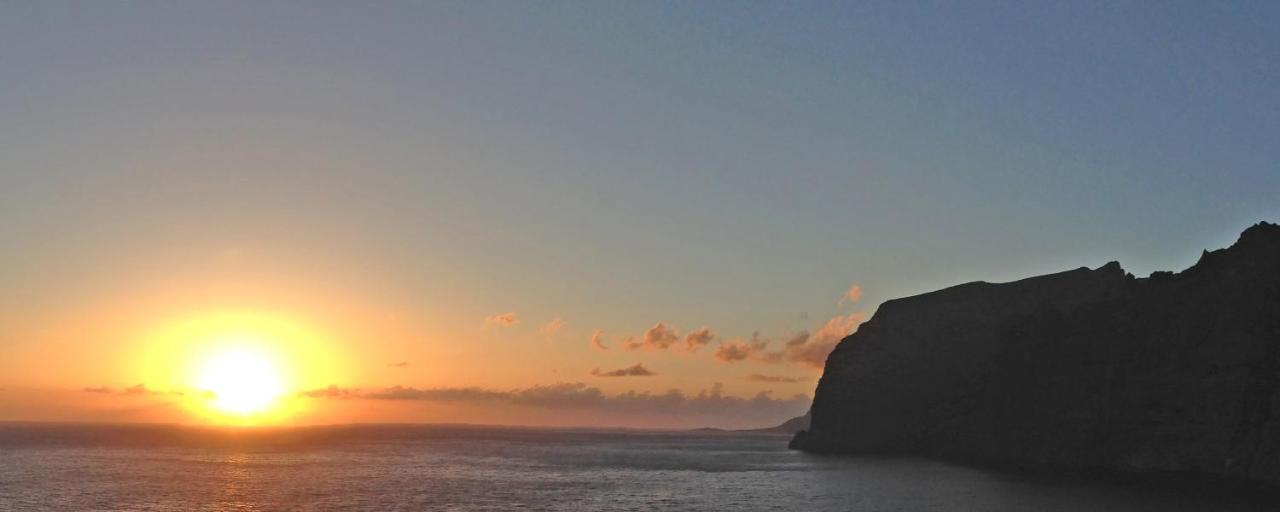 Apartamento Incleibles Vistas Al Oceano Y Piscina. Acantilado de los Gigantes Bagian luar foto