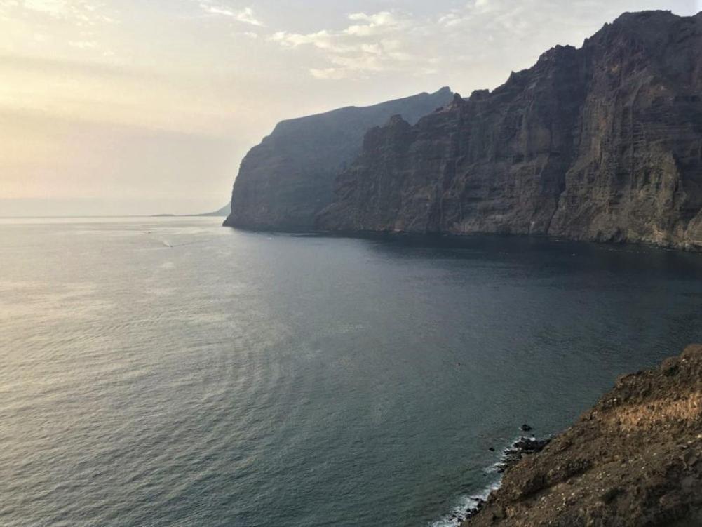 Apartamento Incleibles Vistas Al Oceano Y Piscina. Acantilado de los Gigantes Bagian luar foto